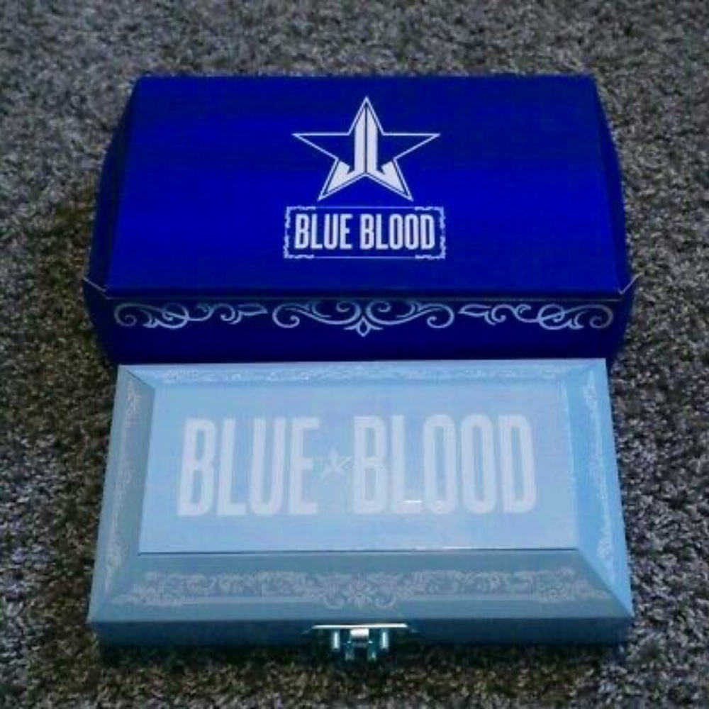 Jeffree Star Blue Blood Eyeshadow Palette